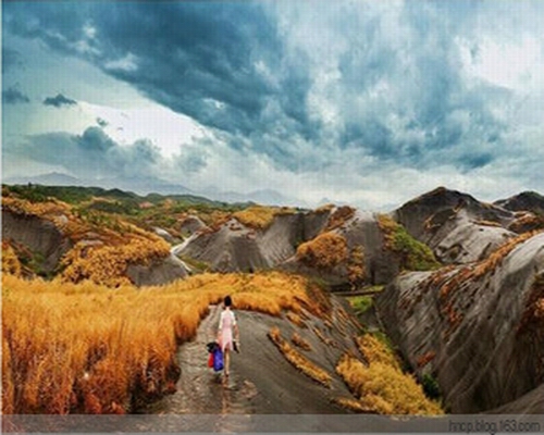 高椅嶺旁的丹霞仙境飛天山_門(mén)票預(yù)訂